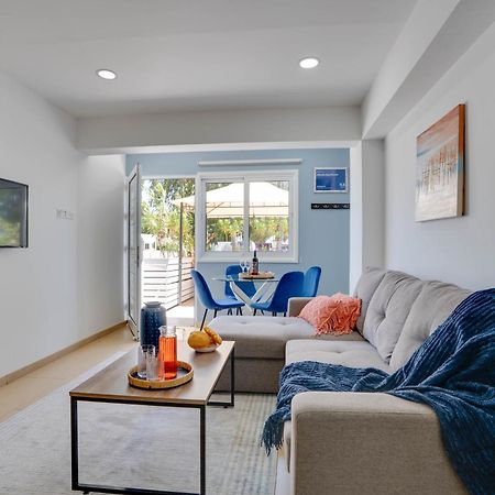 Atlantis Apartments 50M From Makenzy Seafront 라르나카 외부 사진