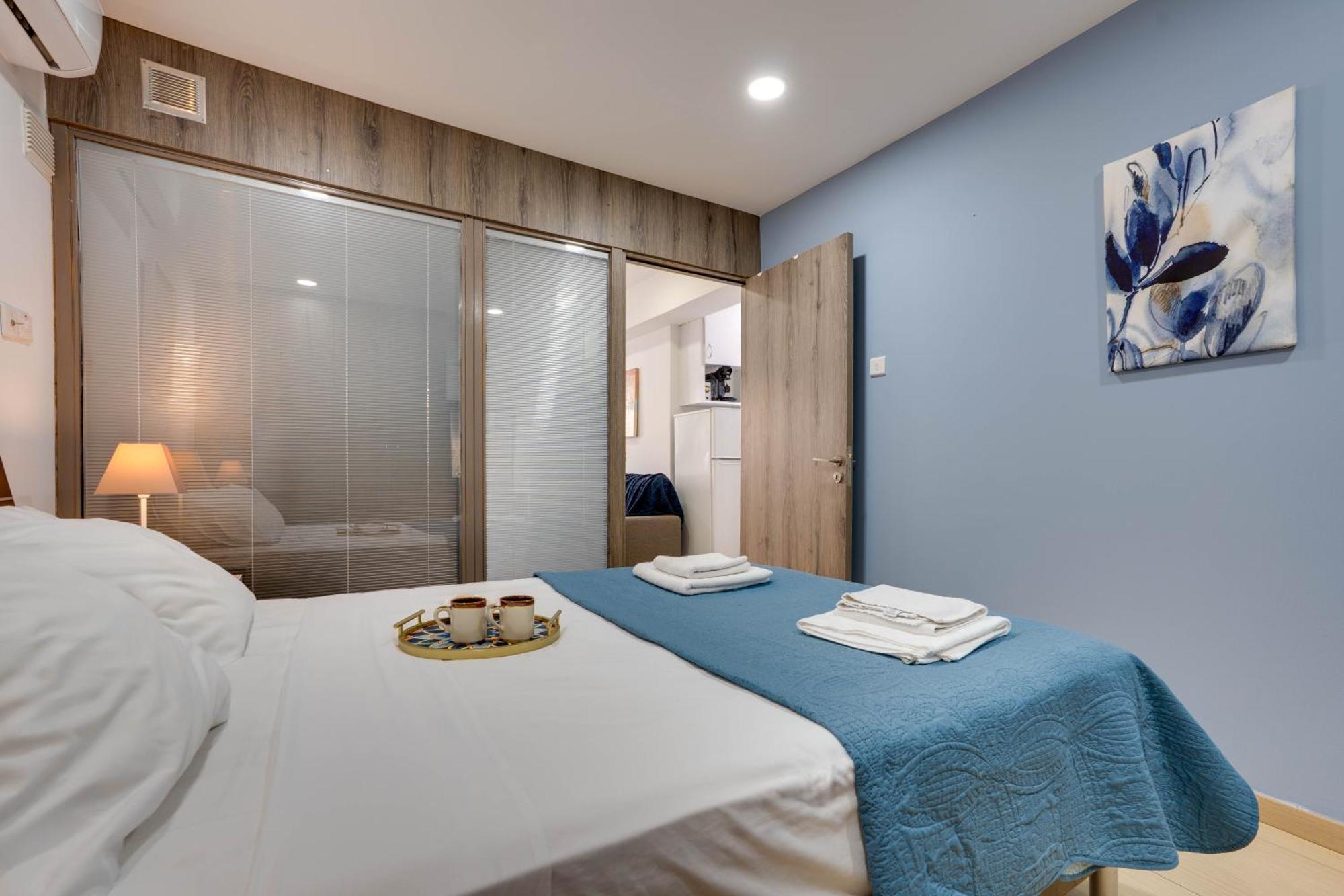 Atlantis Apartments 50M From Makenzy Seafront 라르나카 외부 사진