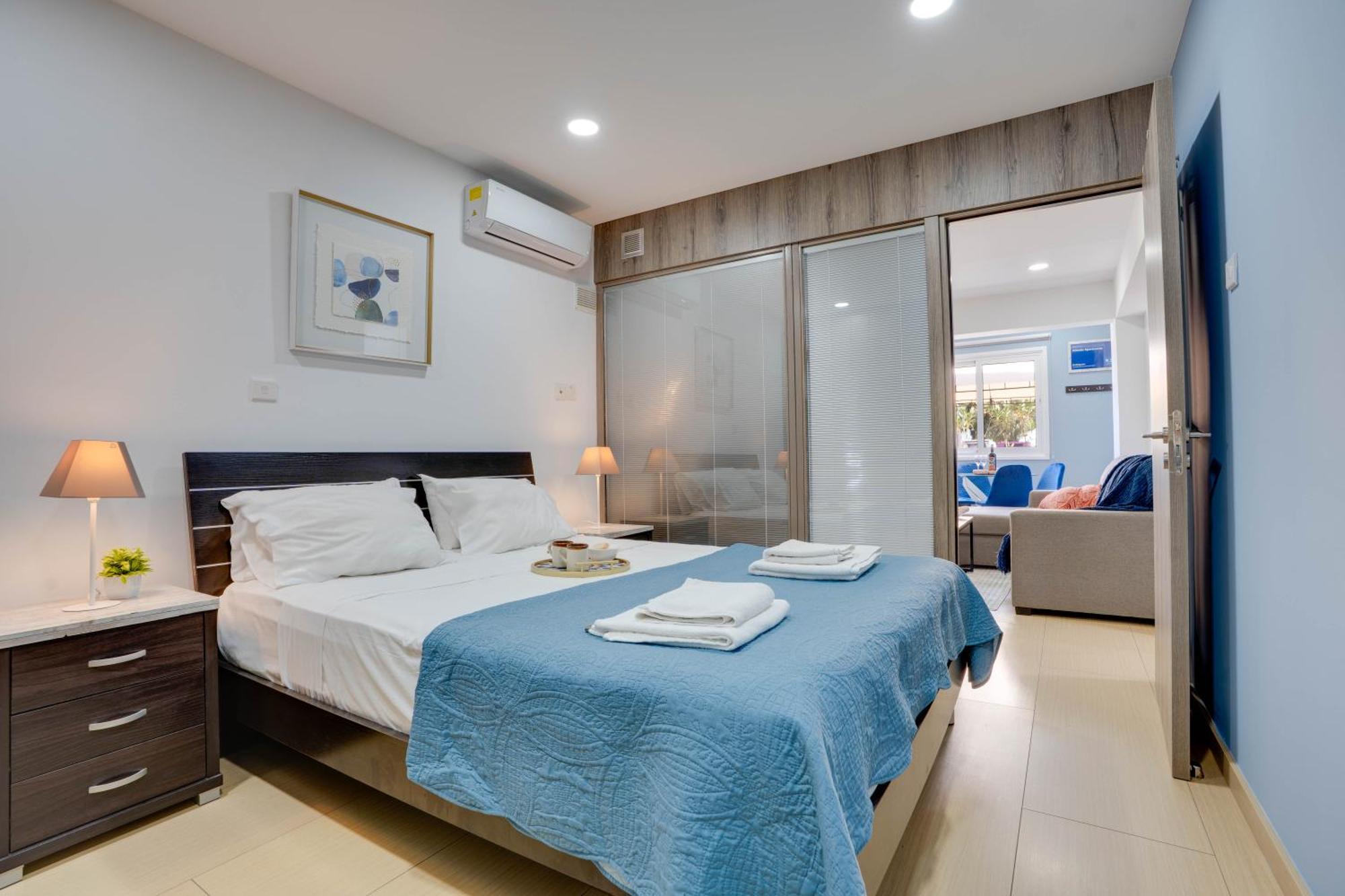 Atlantis Apartments 50M From Makenzy Seafront 라르나카 외부 사진